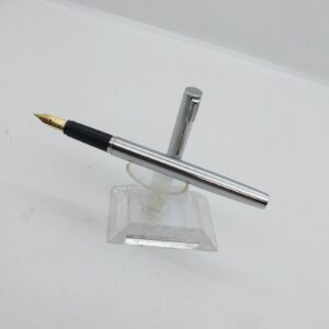 Unknown fountain pen, with Platinum BNC Nib, Golden color,arrow clip #11563