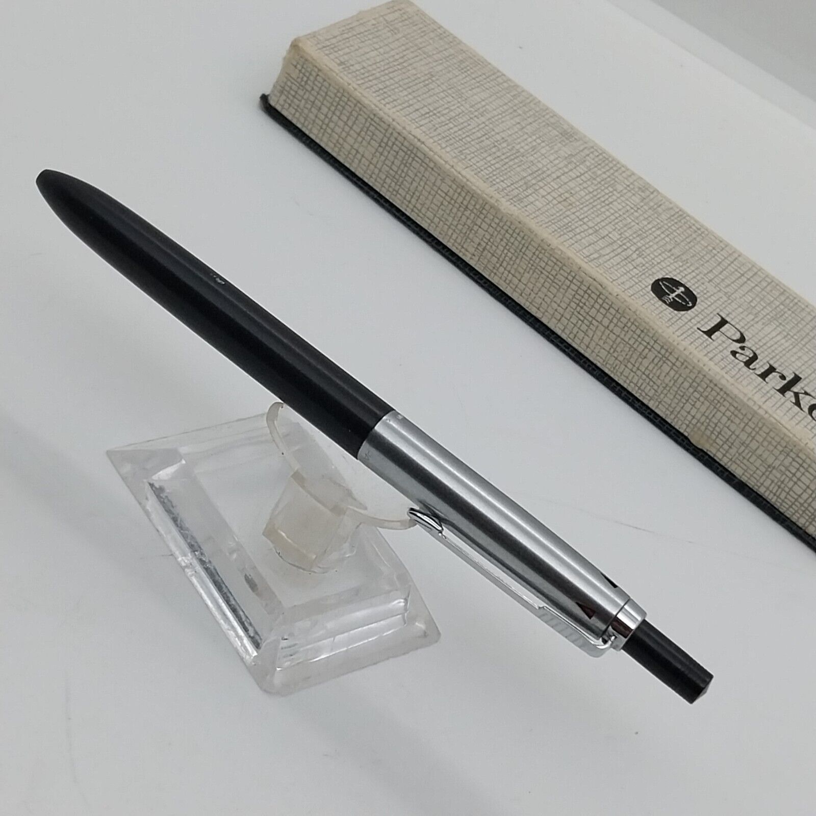 ⁦قلم حبر جاف "جوتر" عتيق ونادر من باركر، 4 ألوان، ألمانيا رقم 11412⁩ - الصورة ⁦13⁩