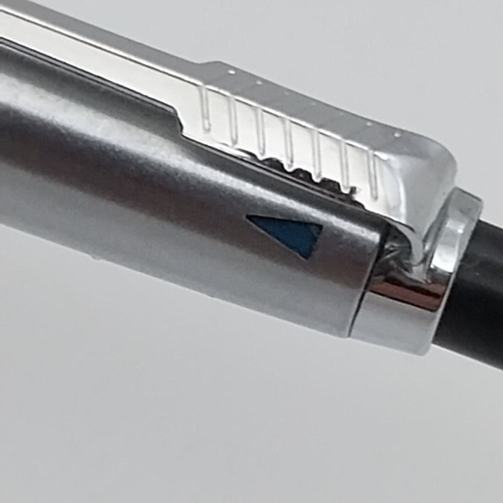 ⁦قلم حبر جاف "جوتر" عتيق ونادر من باركر، 4 ألوان، ألمانيا رقم 11412⁩ - الصورة ⁦5⁩