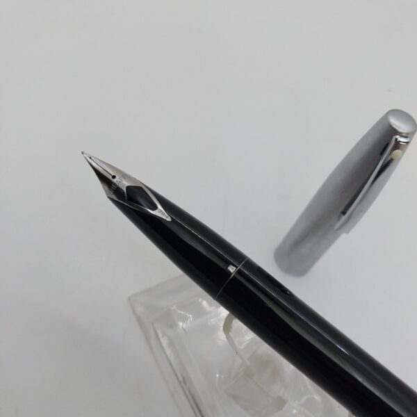 ⁦قلم حبر جاف Sheaffer Imperial 440 أسود نعناعي عتيق، رأس F، الولايات المتحدة الأمريكية رقم 11390⁩ - الصورة ⁦2⁩