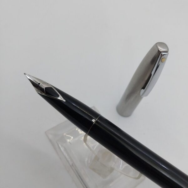 ⁦قلم حبر جاف Sheaffer Imperial 440 أسود نعناعي عتيق، رأس F، الولايات المتحدة الأمريكية رقم 11391⁩ - الصورة ⁦2⁩