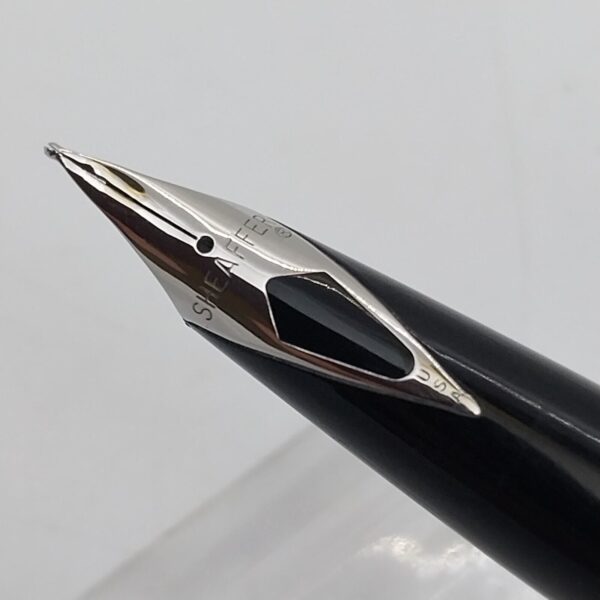 ⁦قلم حبر جاف Sheaffer Imperial 440 أسود نعناعي عتيق، رأس F، الولايات المتحدة الأمريكية رقم 11402⁩ - الصورة ⁦4⁩