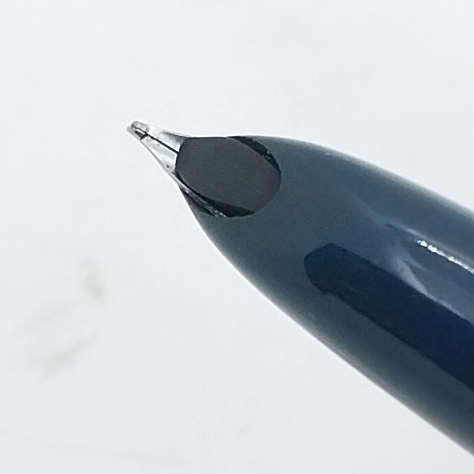 ⁦قلم حبر جاف باركر 21 من فينتاج مينت، رأس F، لون أزرق داكن، رقم الولايات المتحدة الأمريكية 11528⁩ - الصورة ⁦7⁩