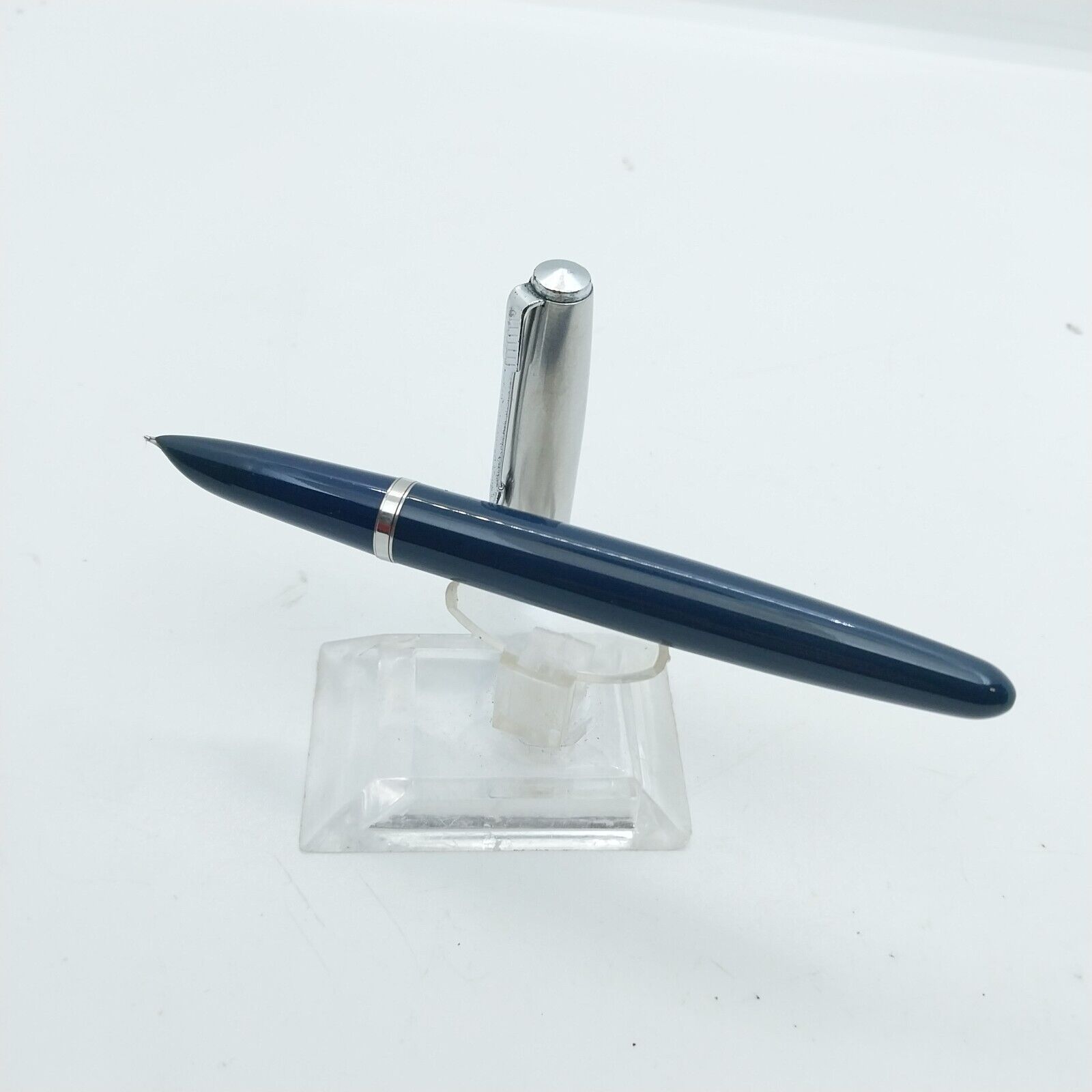 قلم حبر جاف باركر 21 من فينتاج مينت، رأس F، لون أزرق داكن، رقم الولايات المتحدة الأمريكية 11528