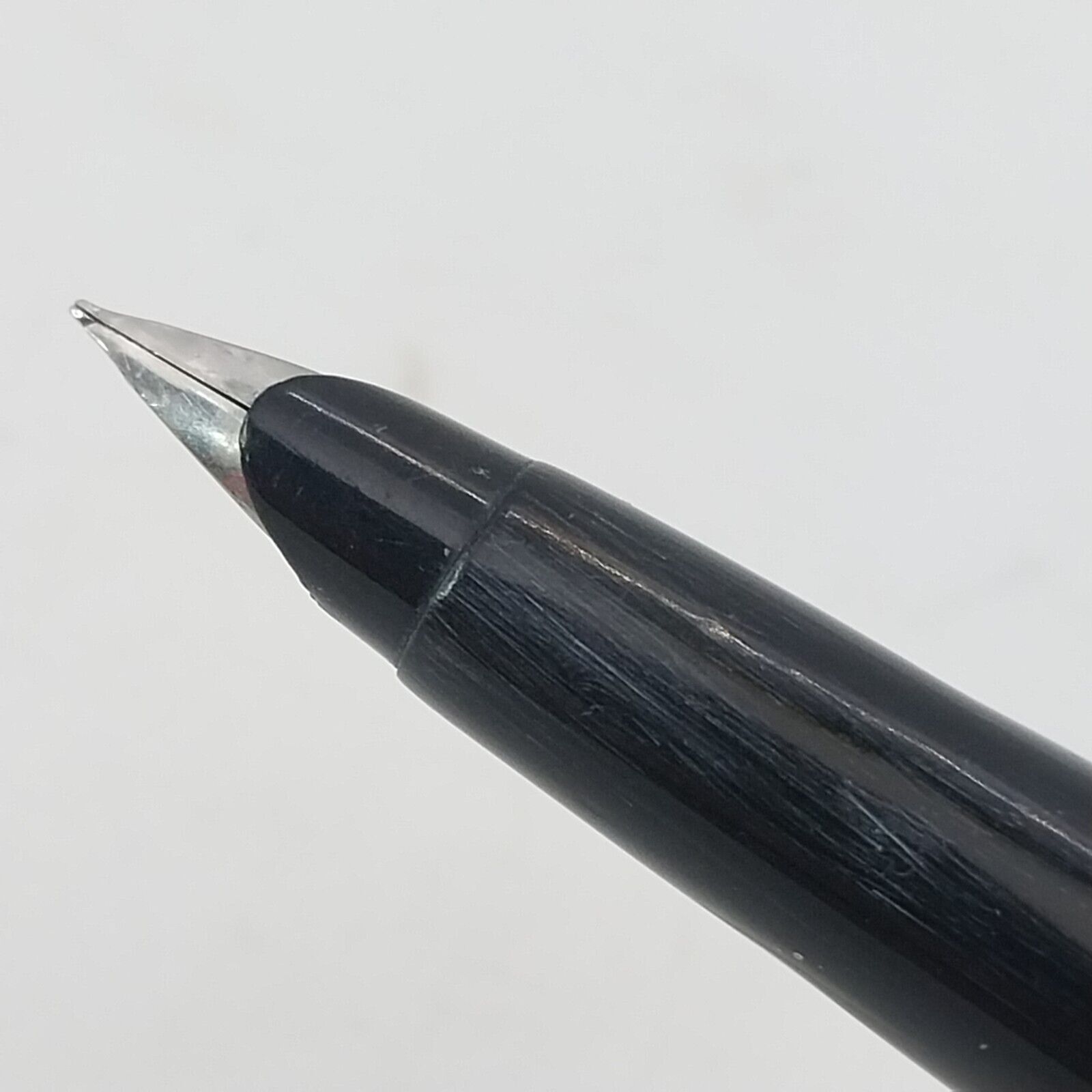 ⁦قلم حبر جاف باركر 45 من فينتاج مينت، الولايات المتحدة الأمريكية، رأس F، لون أسود، رقم 11496⁩ - الصورة ⁦3⁩