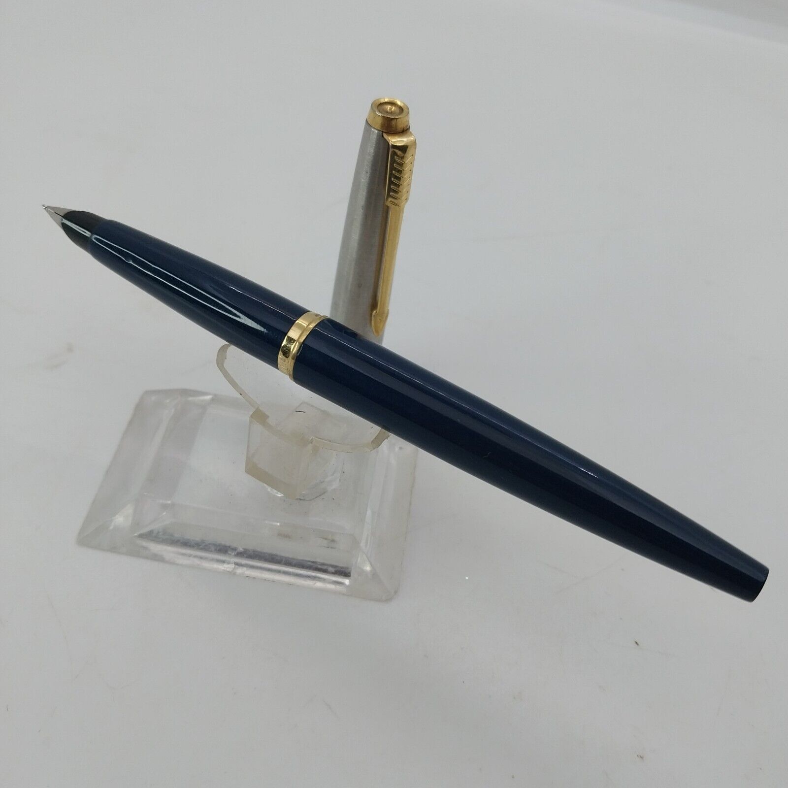 قلم حبر جاف باركر 45 من فينتاج مينت، الولايات المتحدة الأمريكية، رأس متوسط، لون أزرق داكن، رقم 11493