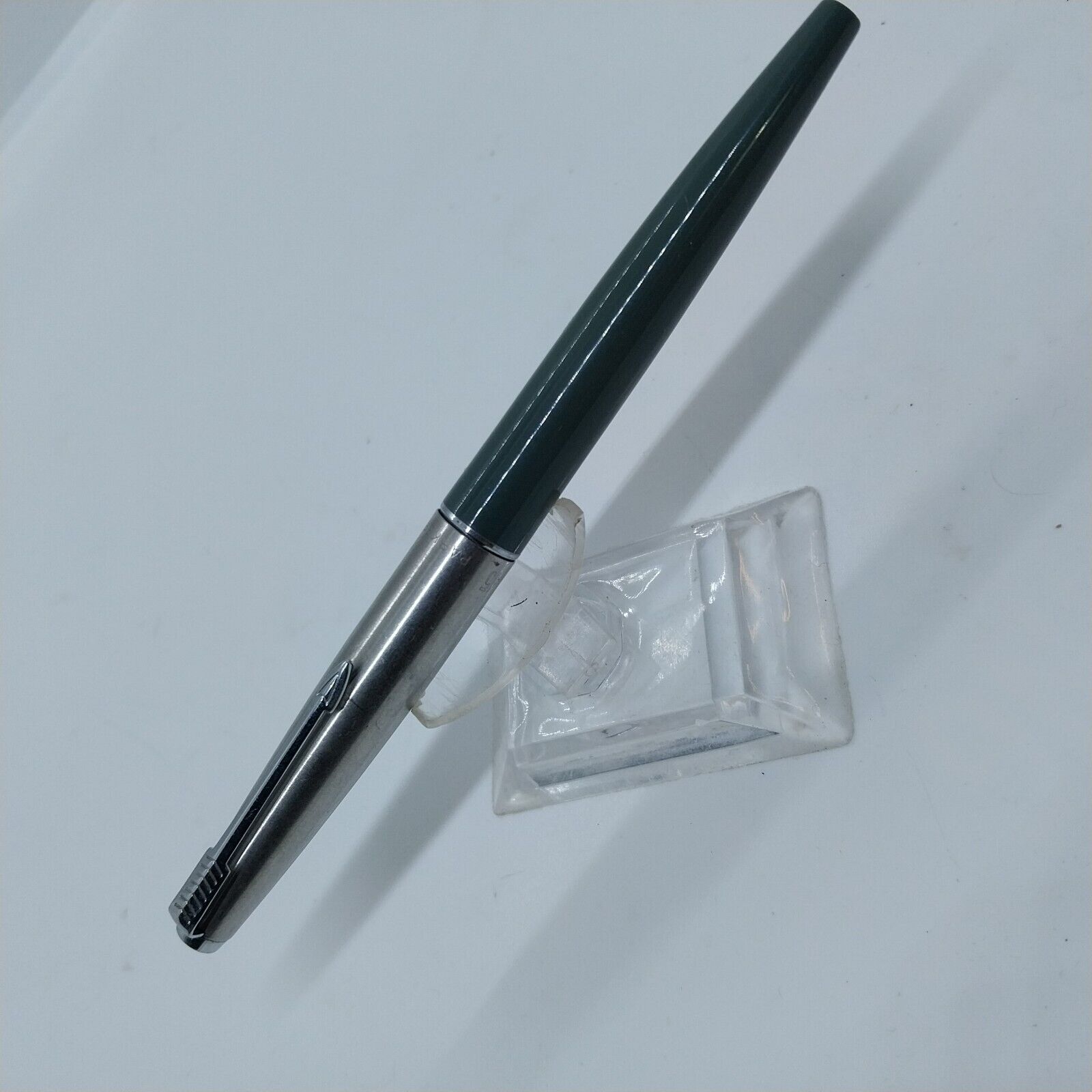 ⁦قلم باركر 45 رمادي من فينتاج مينت، رأس متوسط، الولايات المتحدة الأمريكية، رقم 11184⁩ - الصورة ⁦8⁩