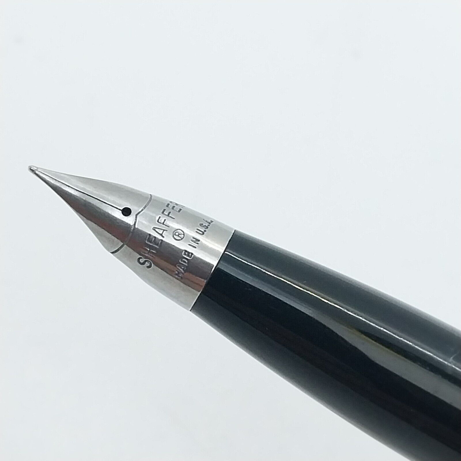 ⁦قلم حبر جاف إمبريال تاتش داون من شركة شيفر مينت فينتاج، لون أسود، الولايات المتحدة الأمريكية رقم 11525⁩ - الصورة ⁦3⁩