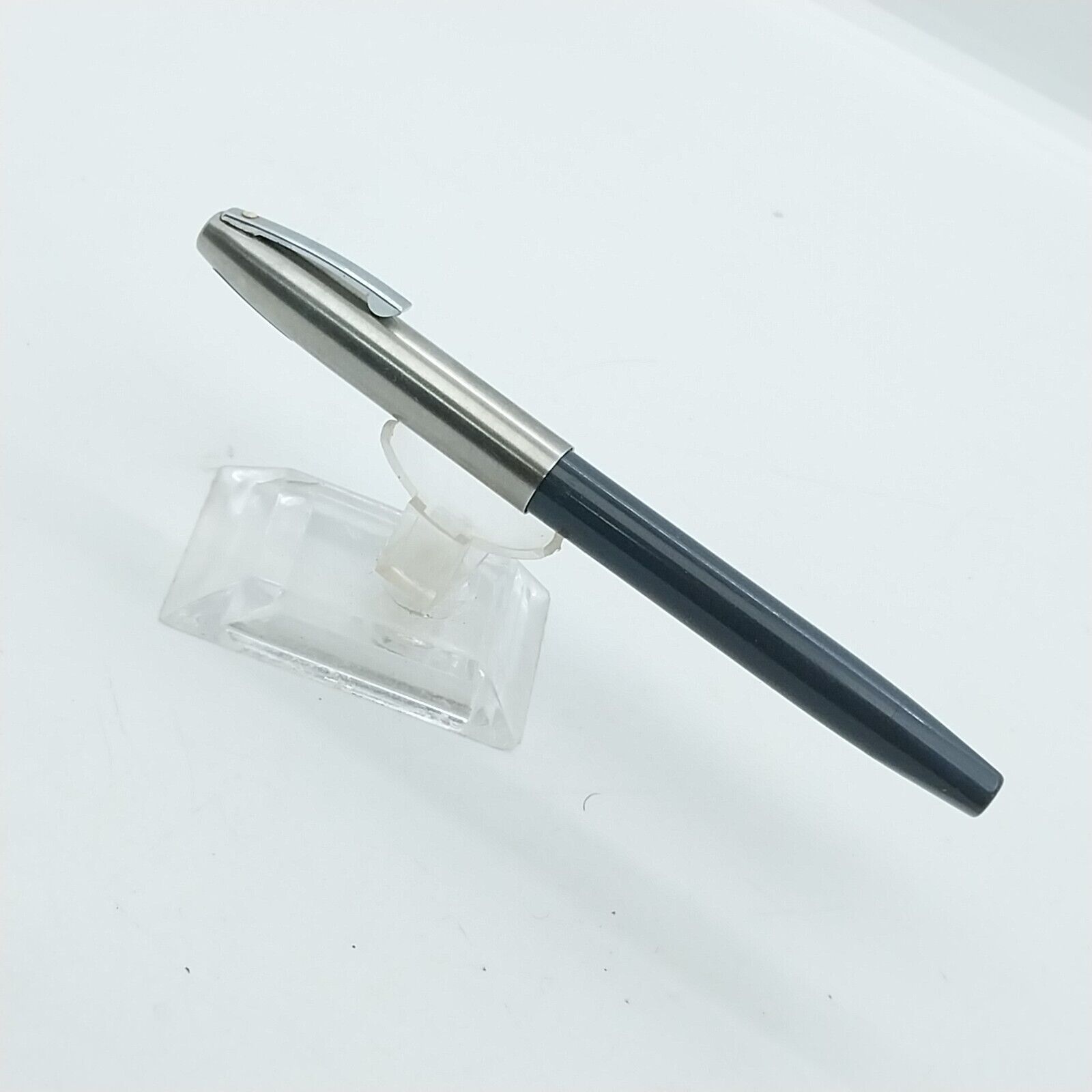 ⁦قلم حبر جاف إمبريال تاتش داون من شيفر مينت فينتاج، لون رمادي، الولايات المتحدة الأمريكية رقم 11520⁩ - الصورة ⁦15⁩