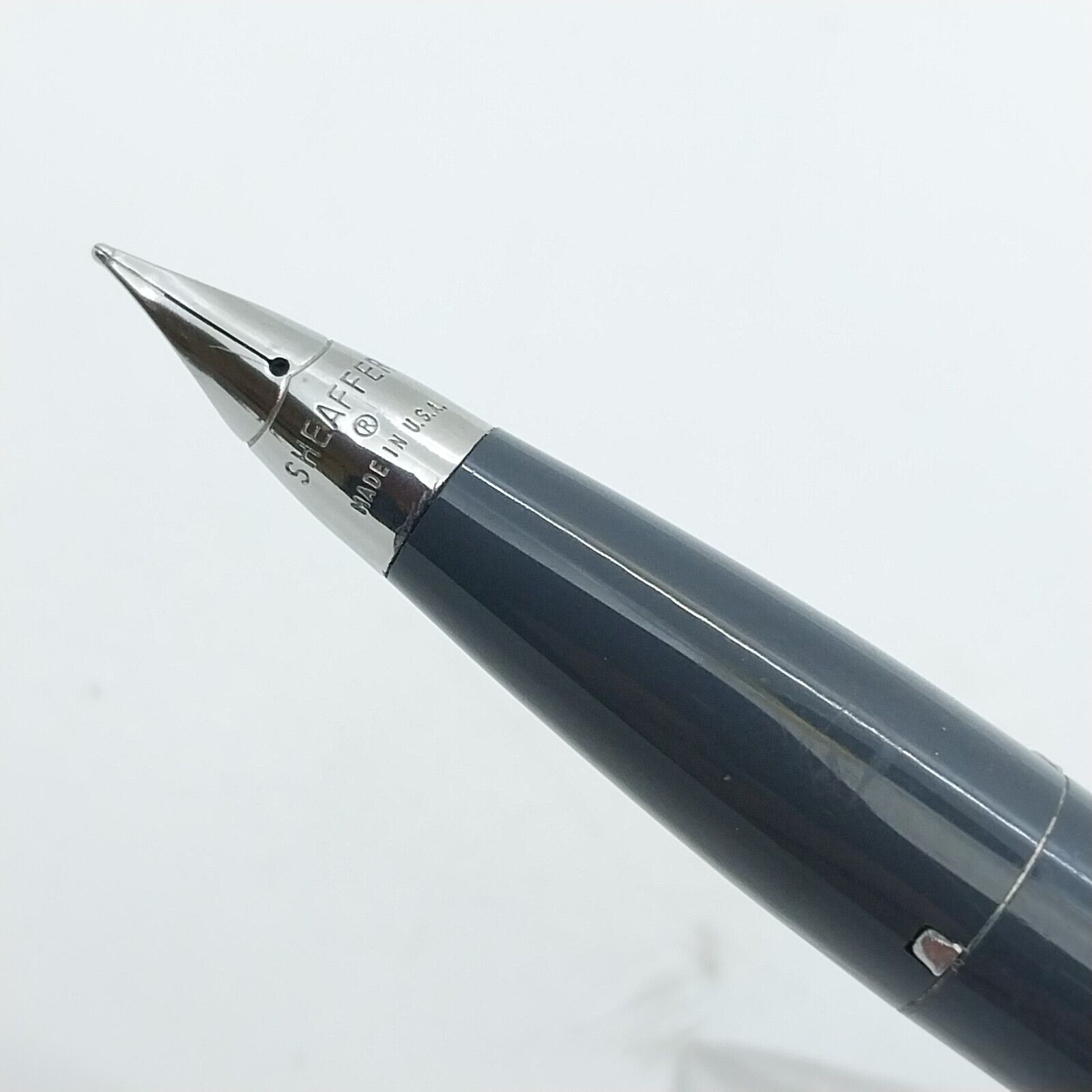 ⁦قلم حبر جاف إمبريال تاتش داون من شيفر مينت فينتاج، لون رمادي، الولايات المتحدة الأمريكية رقم 11520⁩ - الصورة ⁦4⁩
