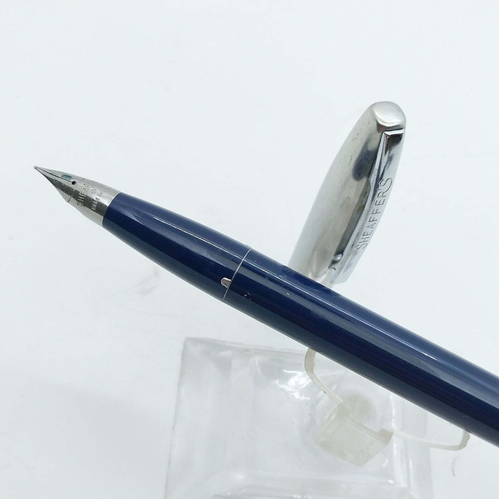 ⁦قلم حبر جاف إمبريال تاتش داون من شيفر مينت فينتاج، لون أزرق داكن، الولايات المتحدة الأمريكية رقم 11517⁩ - الصورة ⁦2⁩