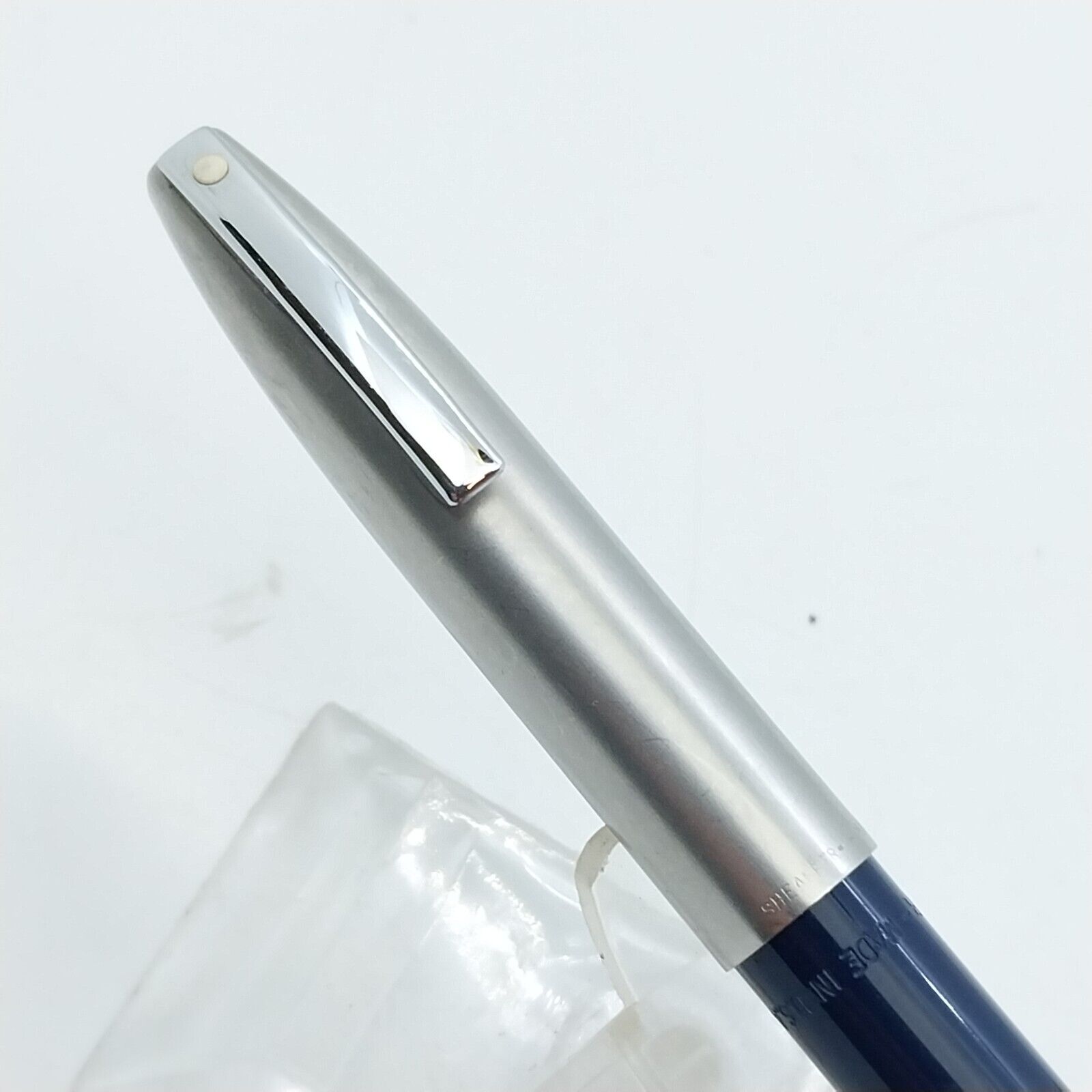 ⁦قلم حبر جاف إمبريال تاتش داون من شيفر مينت فينتاج، لون أزرق داكن، الولايات المتحدة الأمريكية رقم 11518⁩ - الصورة ⁦9⁩