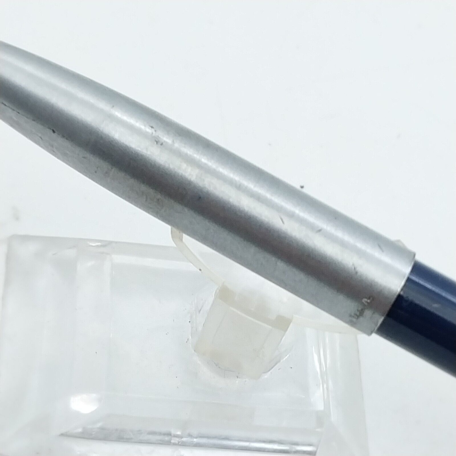 ⁦قلم حبر جاف إمبريال تاتش داون من شيفر مينت فينتاج، لون أزرق داكن، الولايات المتحدة الأمريكية رقم 11519⁩ - الصورة ⁦15⁩