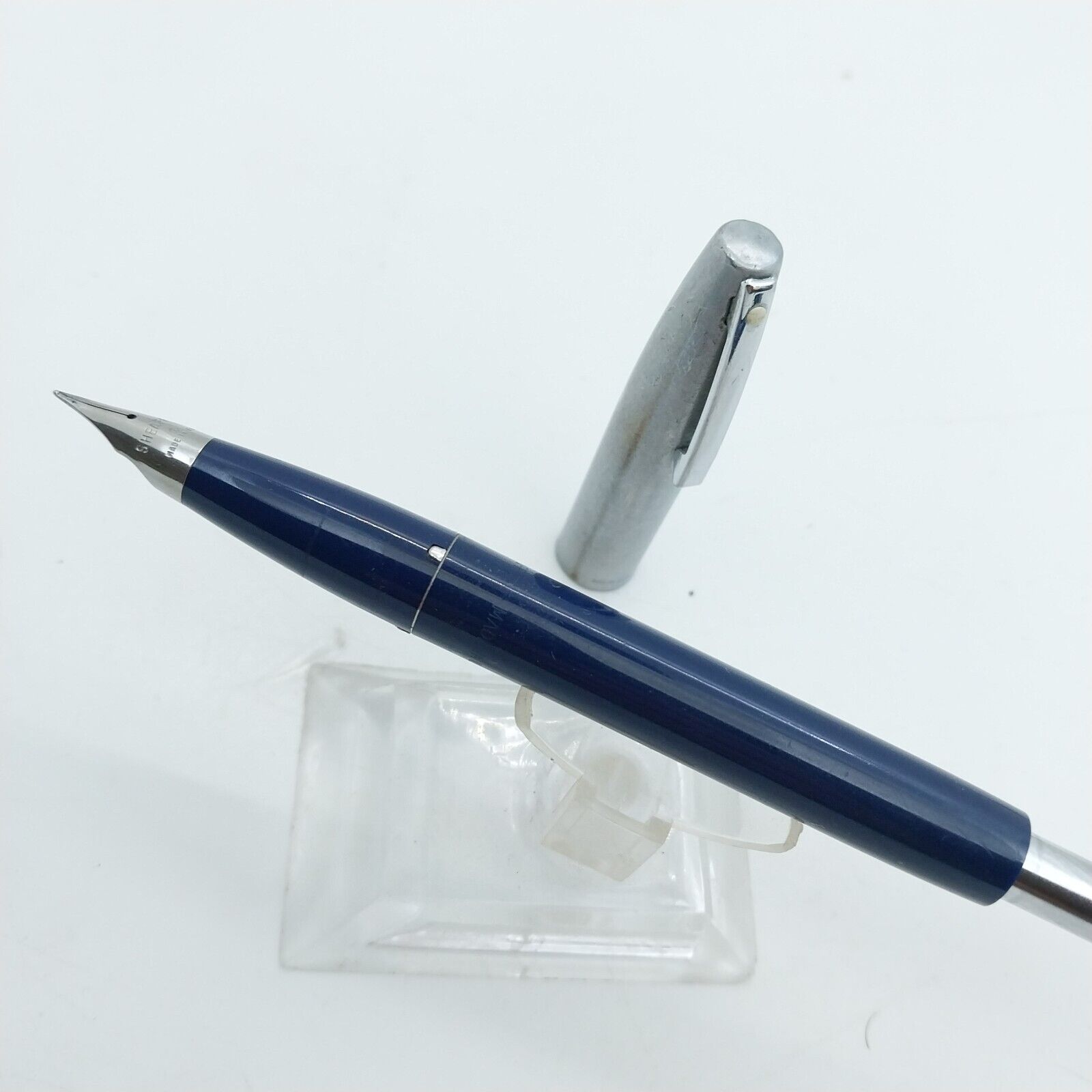 ⁦قلم حبر جاف إمبريال تاتش داون من شيفر مينت فينتاج، لون أزرق داكن، الولايات المتحدة الأمريكية رقم 11519⁩ - الصورة ⁦2⁩