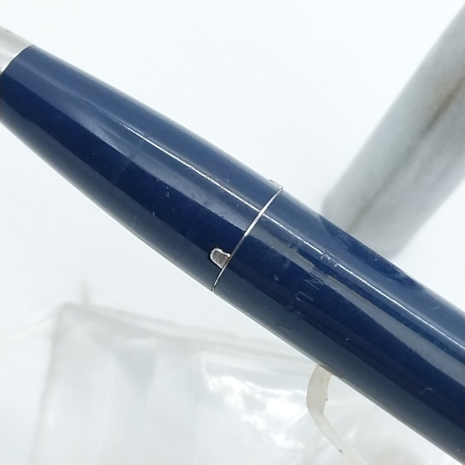 ⁦قلم حبر جاف إمبريال تاتش داون من شيفر مينت فينتاج، لون أزرق داكن، الولايات المتحدة الأمريكية رقم 11519⁩ - الصورة ⁦9⁩