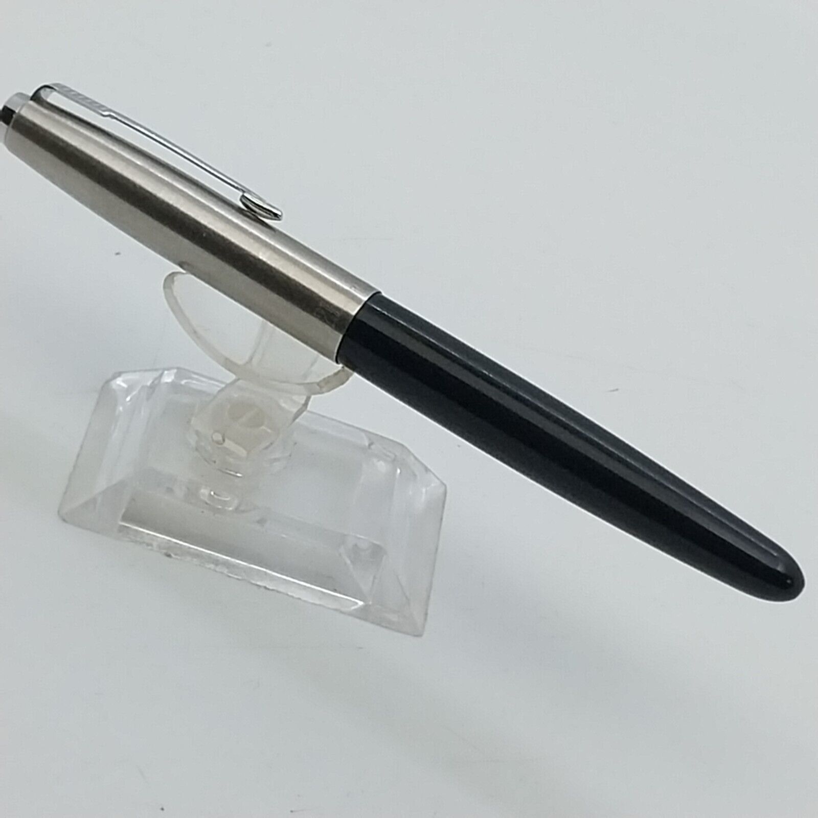 ⁦قلم باركر 21 كلاسيكي باللون الأسود، صنع في الولايات المتحدة الأمريكية، رقم 11561⁩ - الصورة ⁦11⁩