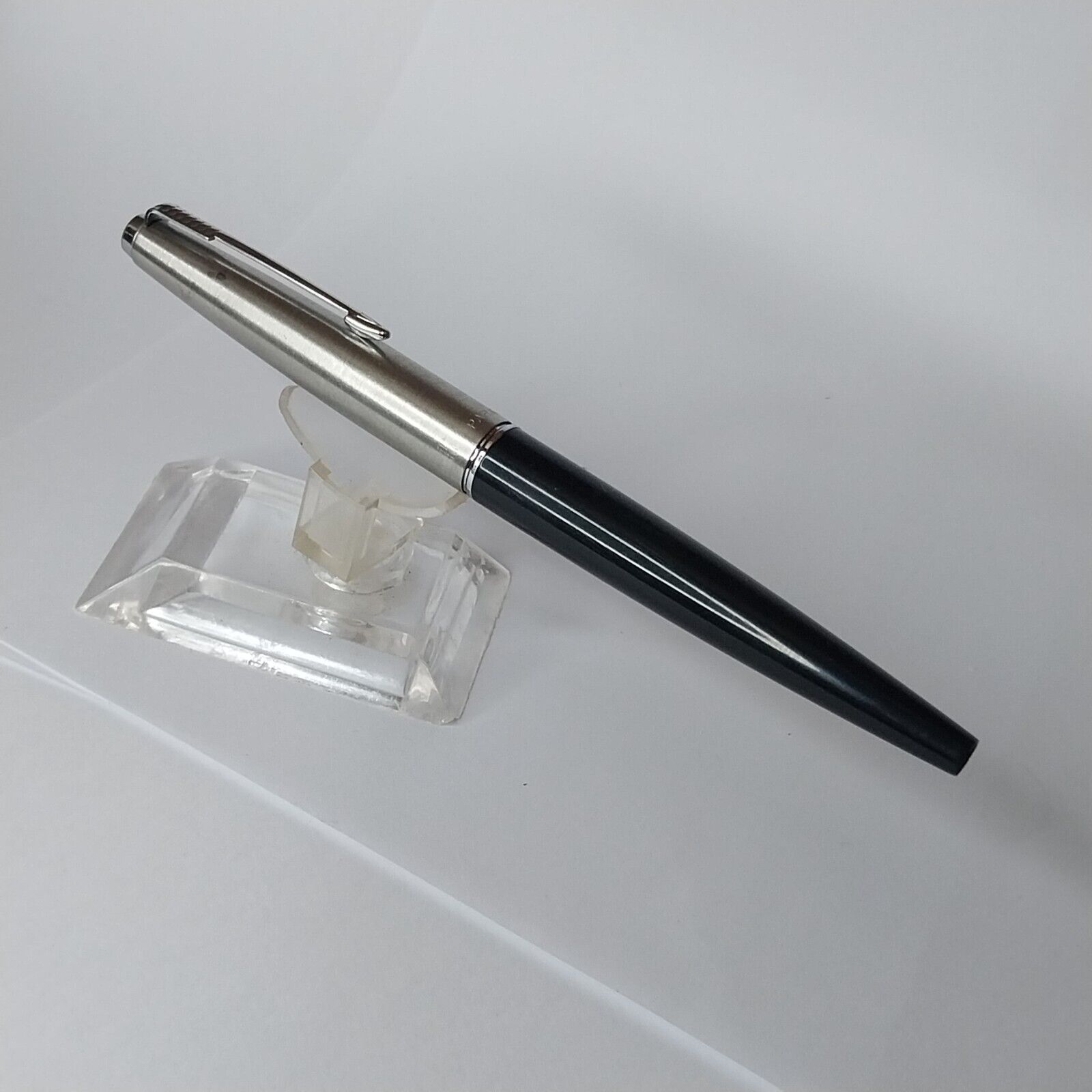 ⁦قلم حبر باركر 45 عتيق، الولايات المتحدة الأمريكية، رأس F، لون أسود، رقم 11488⁩ - الصورة ⁦14⁩