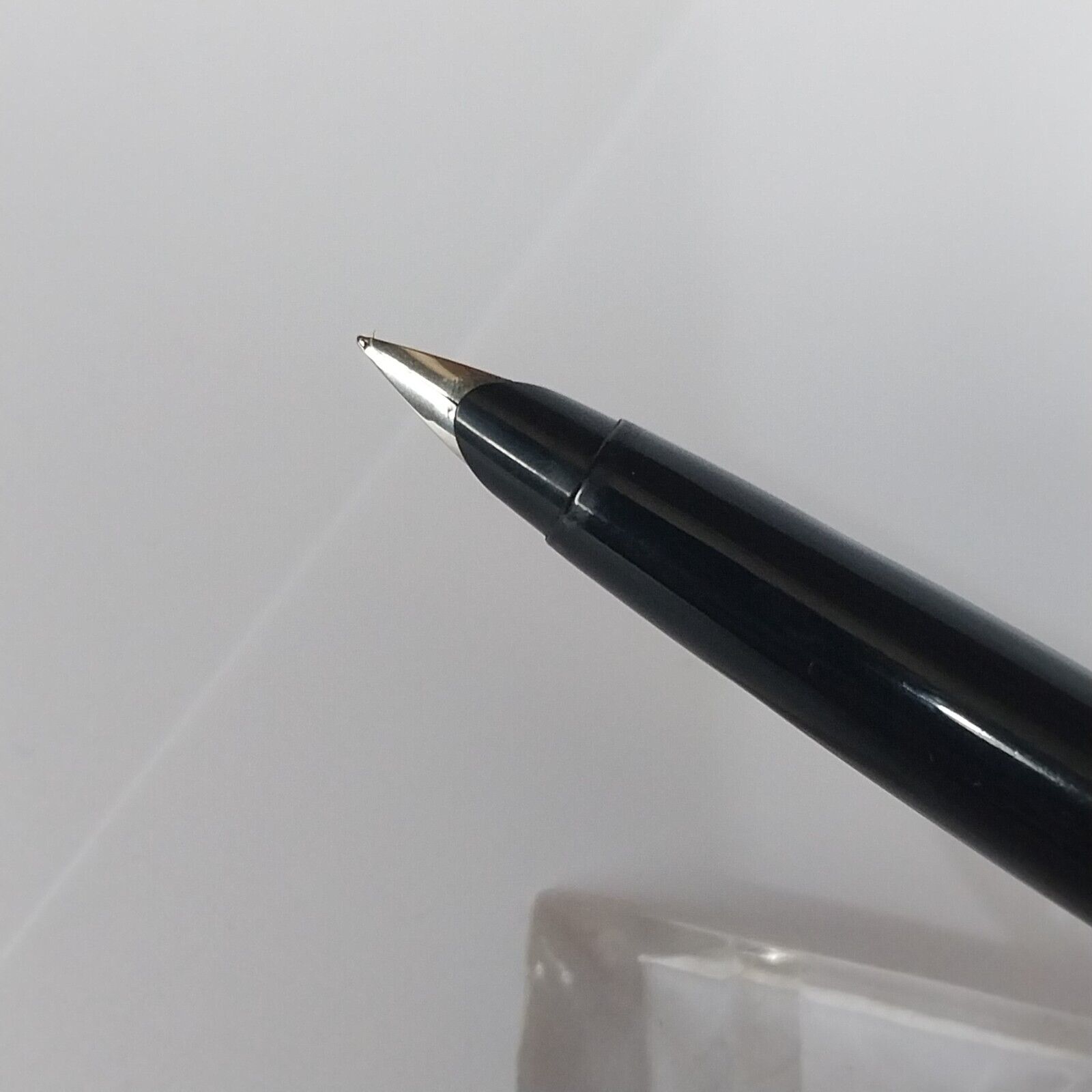 ⁦قلم حبر باركر 45 عتيق، الولايات المتحدة الأمريكية، رأس F، لون أسود، رقم 11488⁩ - الصورة ⁦3⁩