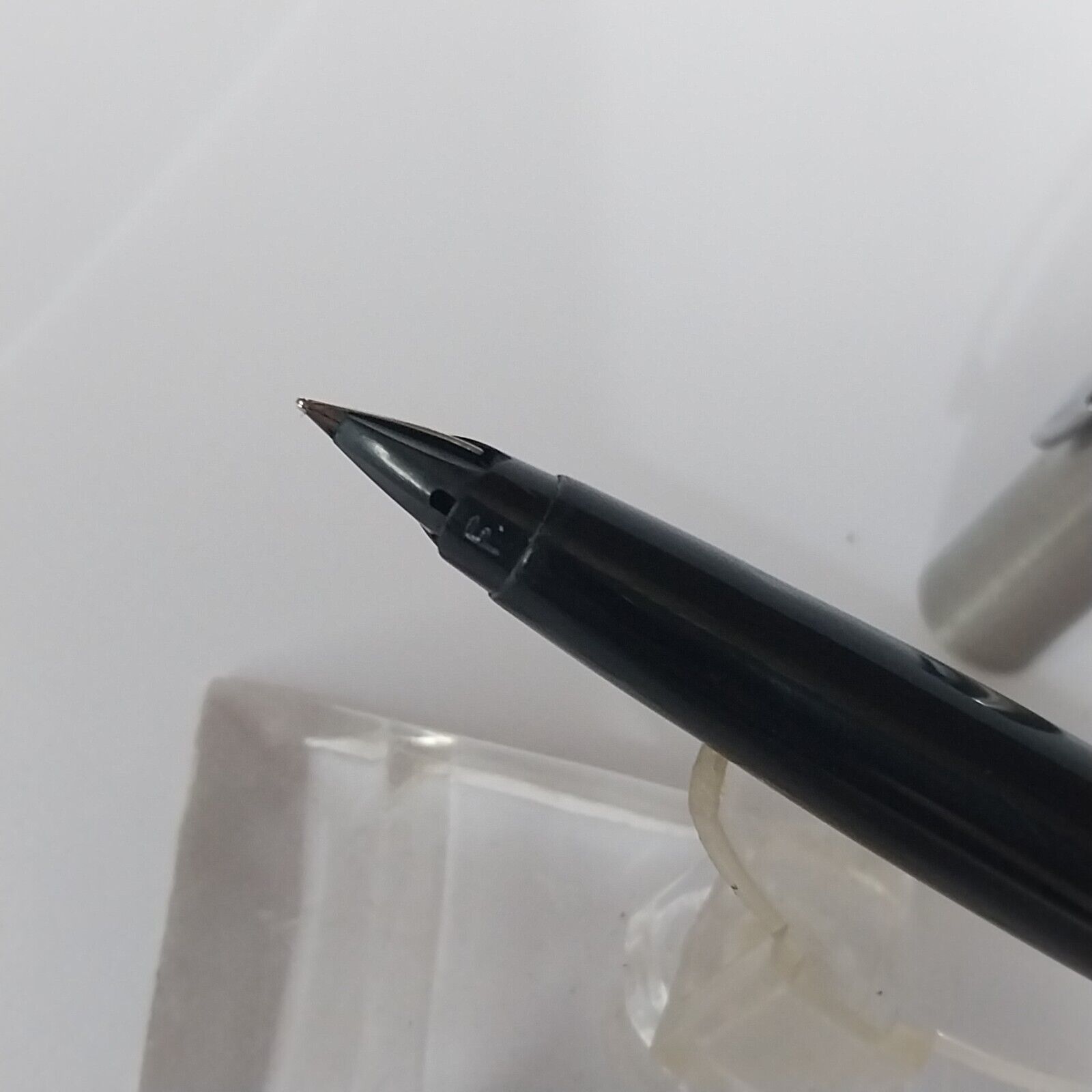 ⁦قلم حبر باركر 45 عتيق، الولايات المتحدة الأمريكية، رأس F، لون أسود، رقم 11488⁩ - الصورة ⁦7⁩