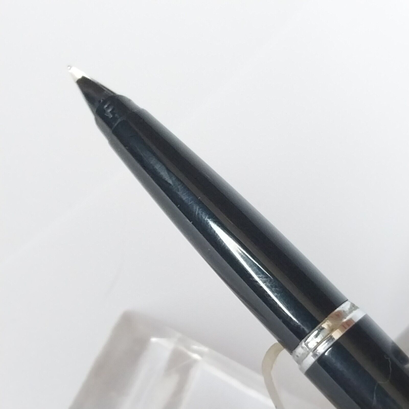 Vintage Parker 45 Fountain Pen ,USA , F Nib, Black Color , #11489 - Image 9