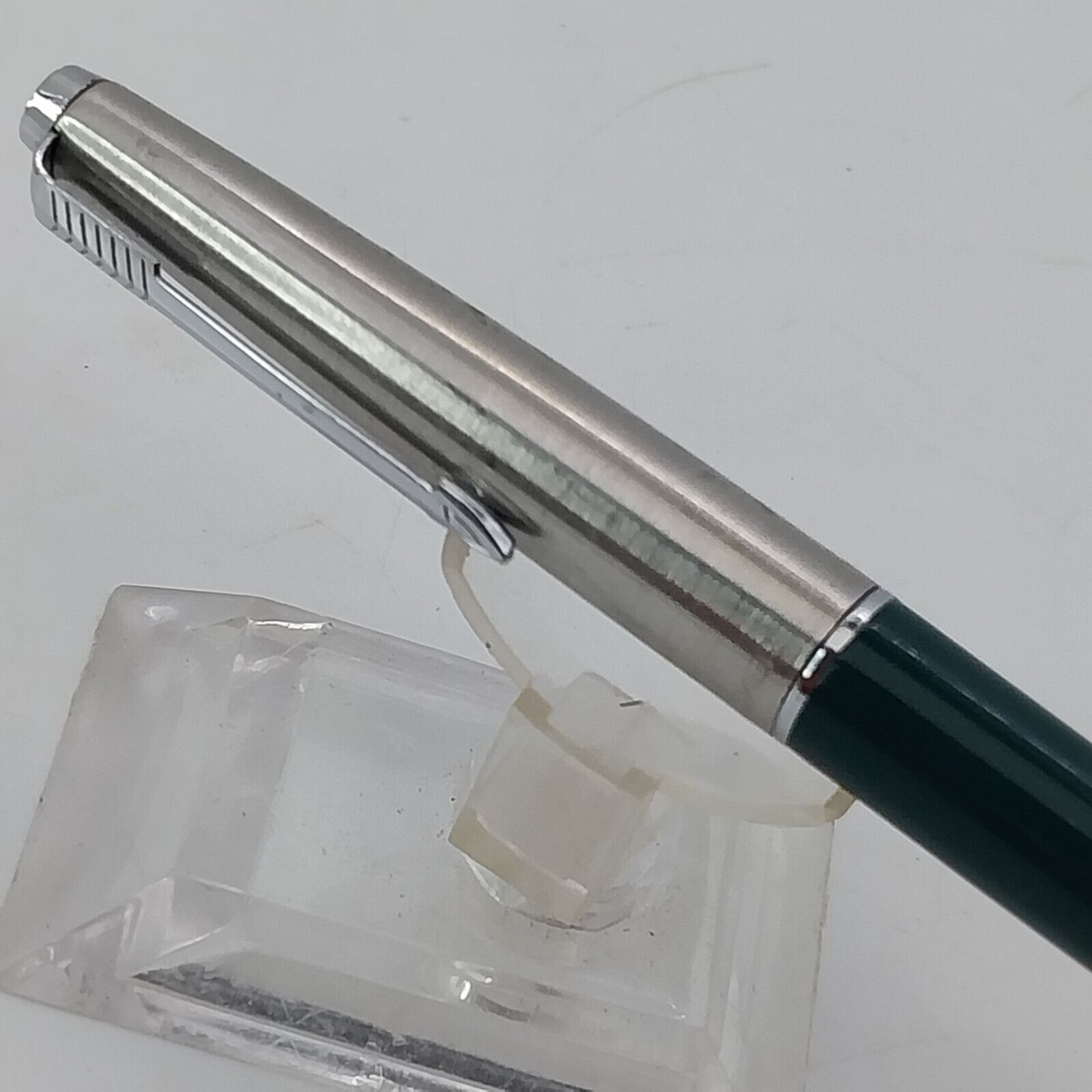 ⁦قلم حبر باركر 45 عتيق، الولايات المتحدة الأمريكية، رأس F، لون أخضر، رقم 11494⁩ - الصورة ⁦14⁩