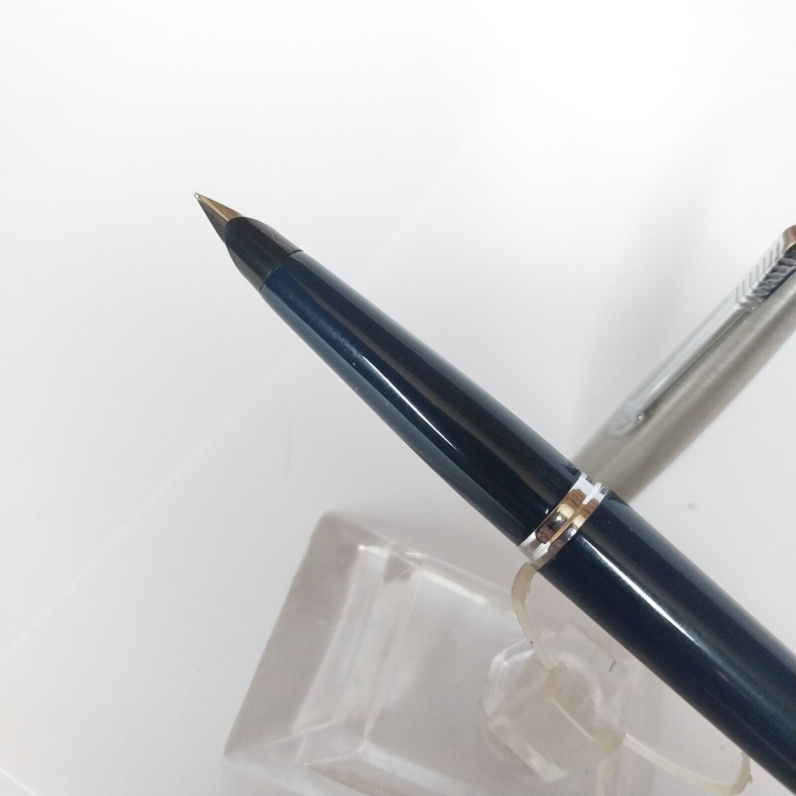 ⁦قلم حبر باركر 45 عتيق، الولايات المتحدة الأمريكية، رأس متوسط، لون أزرق داكن، رقم 11490⁩ - الصورة ⁦17⁩