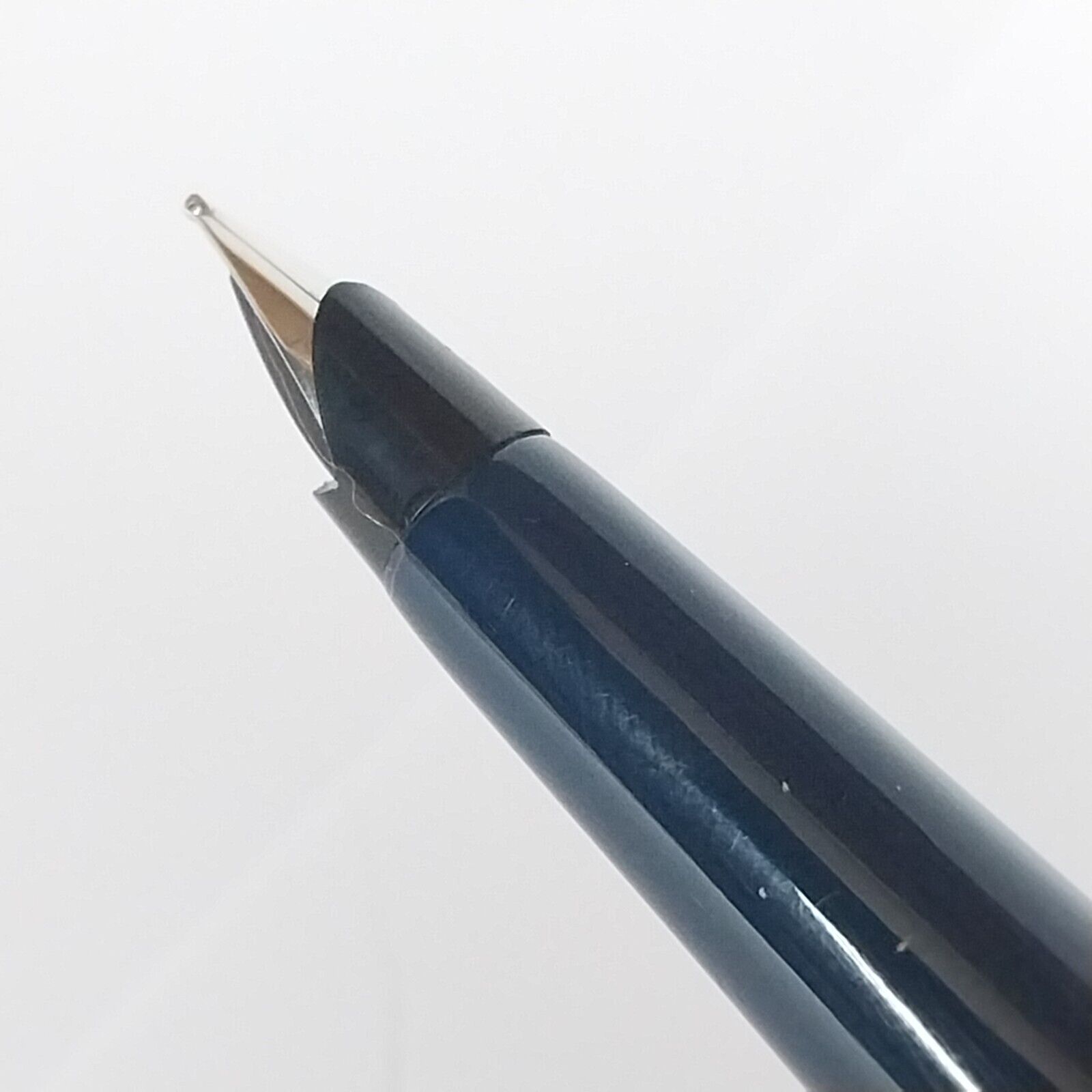 ⁦قلم حبر باركر 45 عتيق، الولايات المتحدة الأمريكية، رأس متوسط، لون أزرق داكن، رقم 11490⁩ - الصورة ⁦19⁩