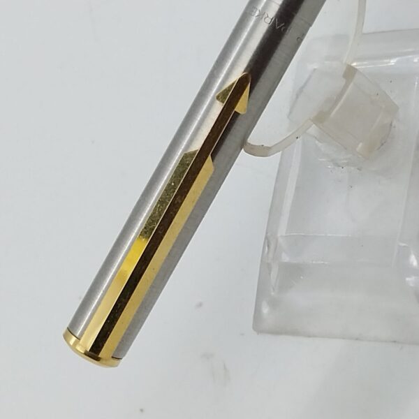 Vintage Parker Arrow Fountain Pen, IC=1984 England Chrome & Golden #11555 - Image 14