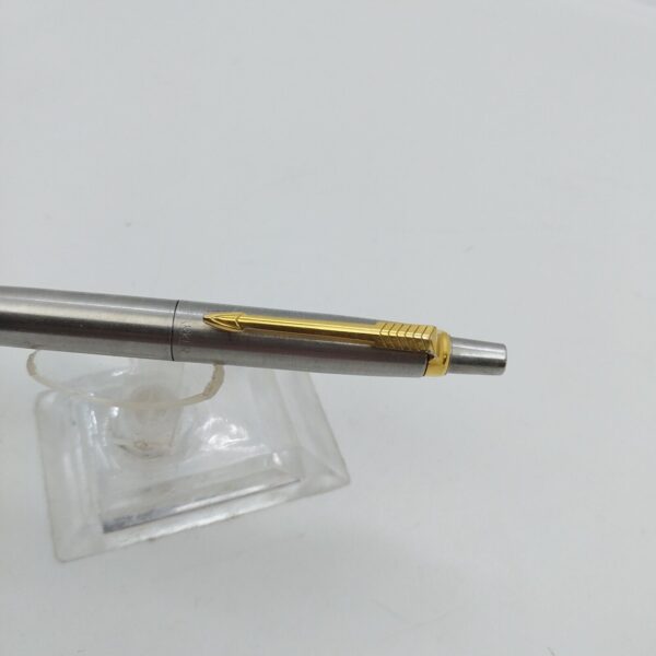 ⁦قلم حبر جاف Vintage Parker Jotter Flighter ذو رأس ذهبي، UK T.II 2005 #11562⁩ - الصورة ⁦2⁩