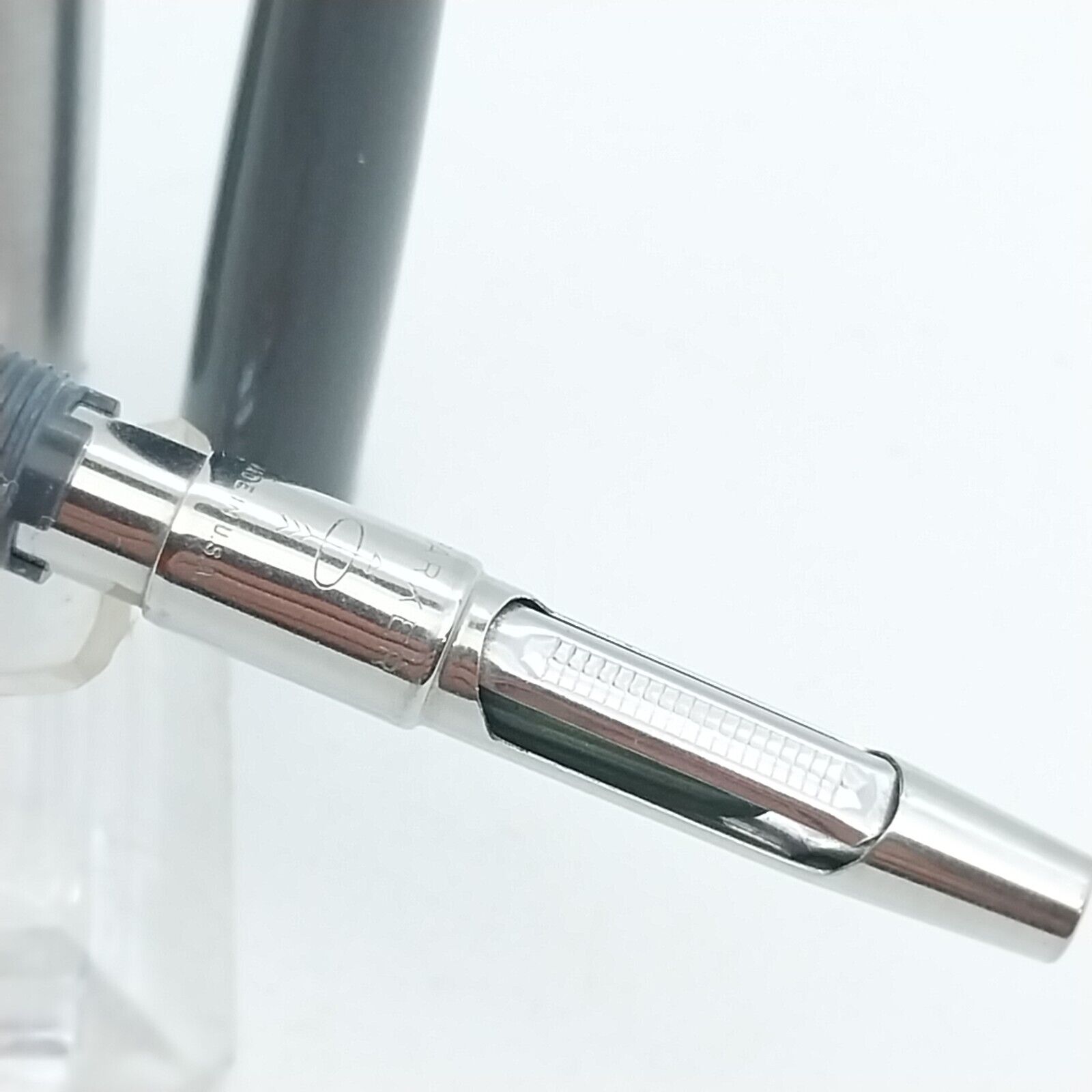 Vintage Rare Mint Parker 45 Fountain Pen, F Nib ,Grey color, USA #11530 - Image 10