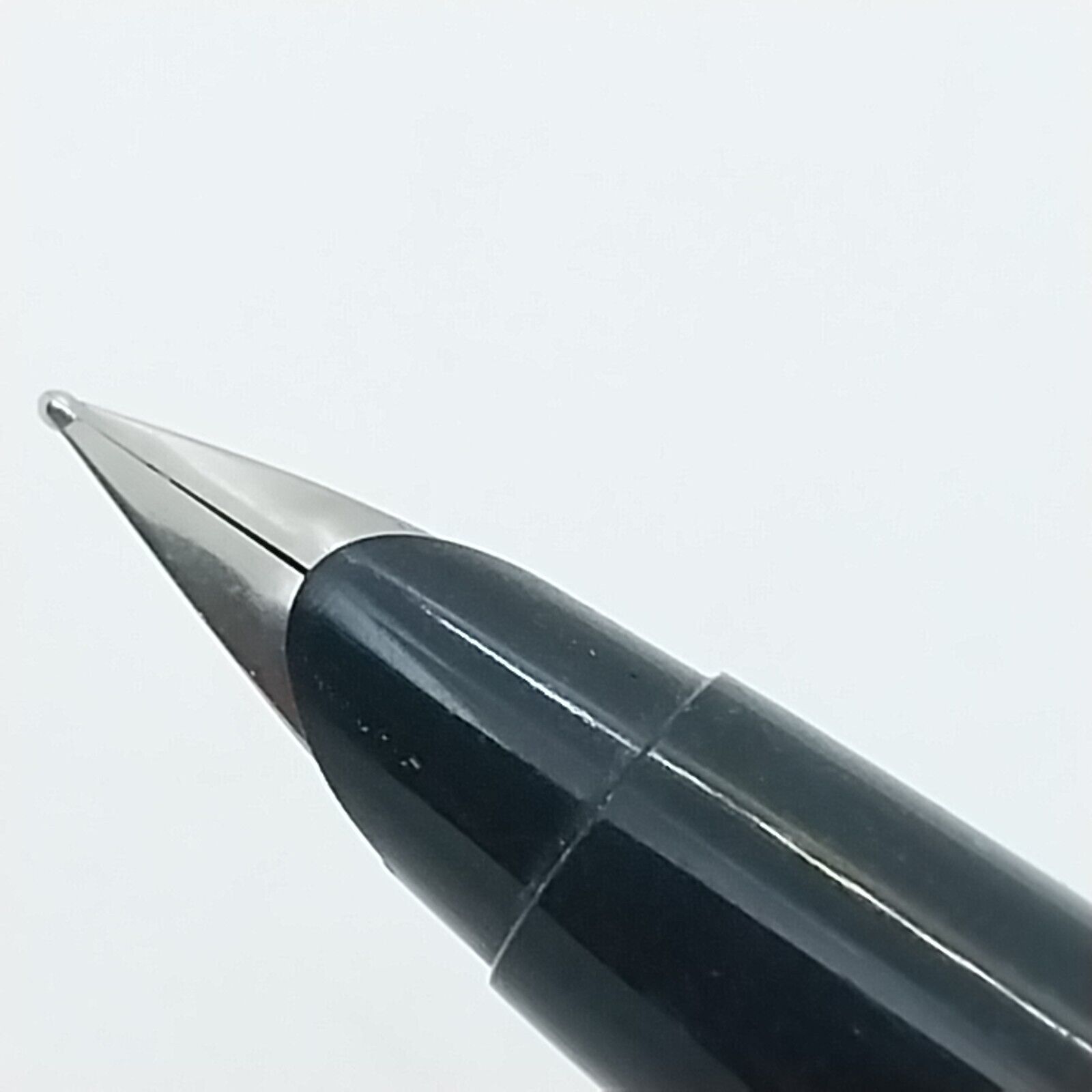 ⁦قلم حبر باركر 45 النادر من ماركة مينت، رأس F، لون أسود، الولايات المتحدة الأمريكية رقم 11534⁩ - الصورة ⁦4⁩