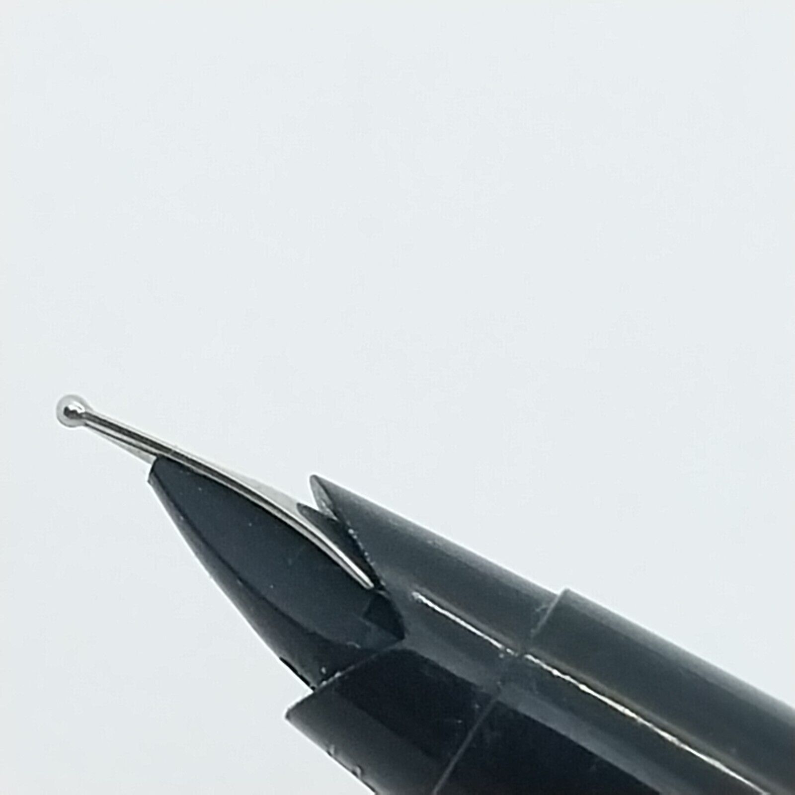 ⁦قلم حبر باركر 45 النادر من ماركة مينت، رأس F، لون أسود، الولايات المتحدة الأمريكية رقم 11534⁩ - الصورة ⁦5⁩