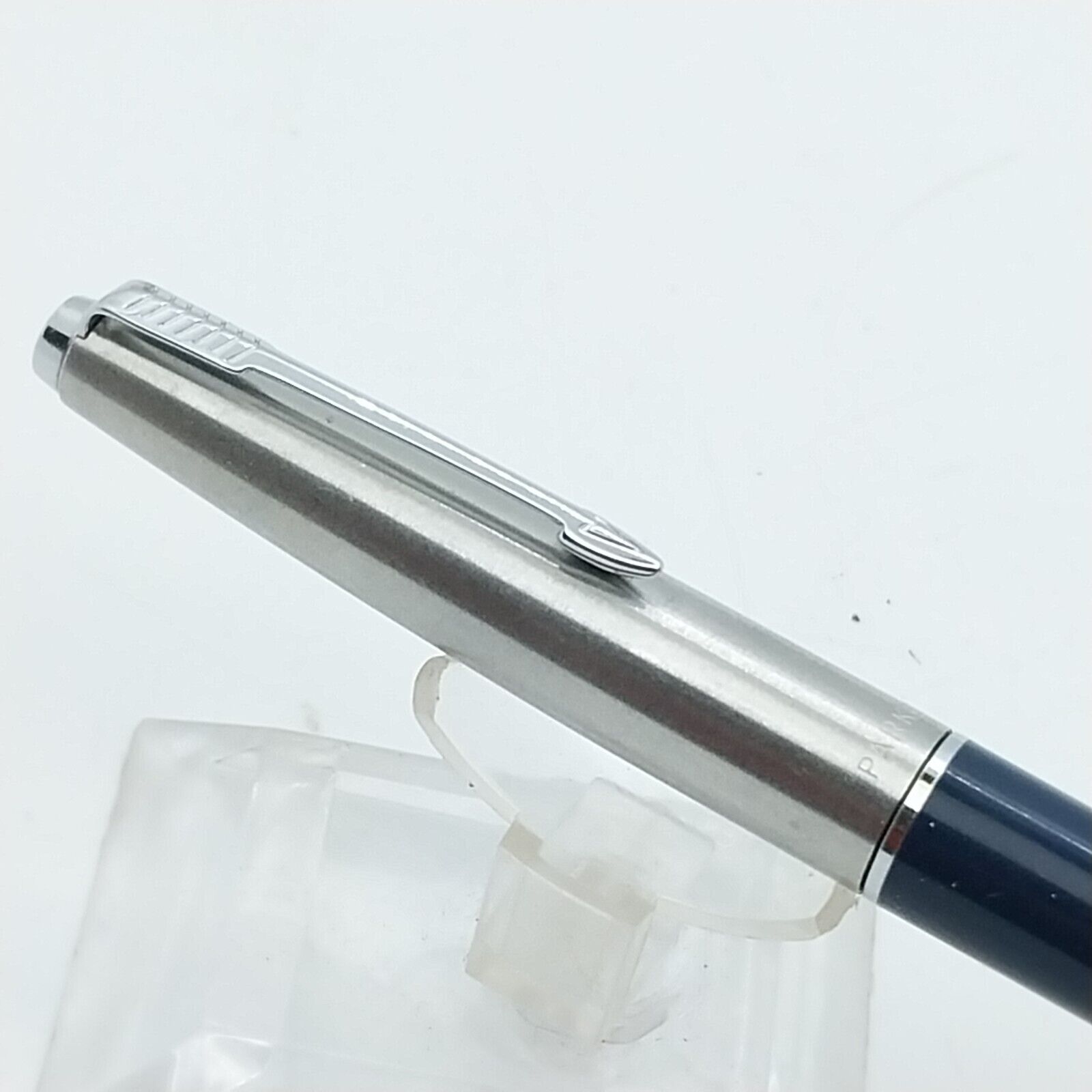 ⁦قلم حبر باركر 45 النادر من مينت، رأس متوسط، لون أزرق داكن، الولايات المتحدة الأمريكية رقم 11533⁩ - الصورة ⁦10⁩