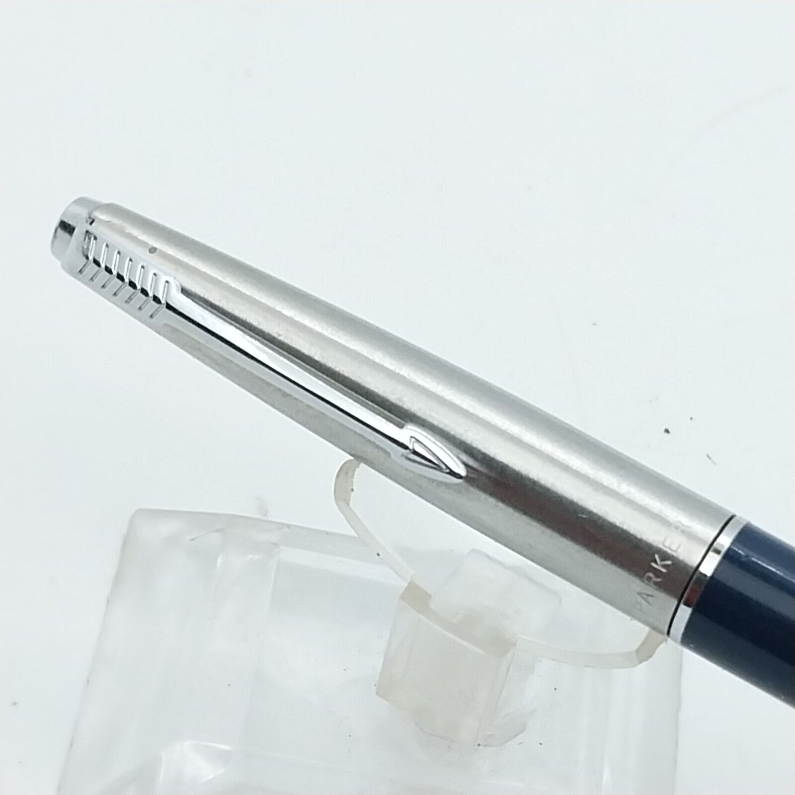 ⁦قلم حبر باركر 45 النادر من مينت، رأس متوسط، لون أزرق داكن، الولايات المتحدة الأمريكية رقم 11533⁩ - الصورة ⁦11⁩