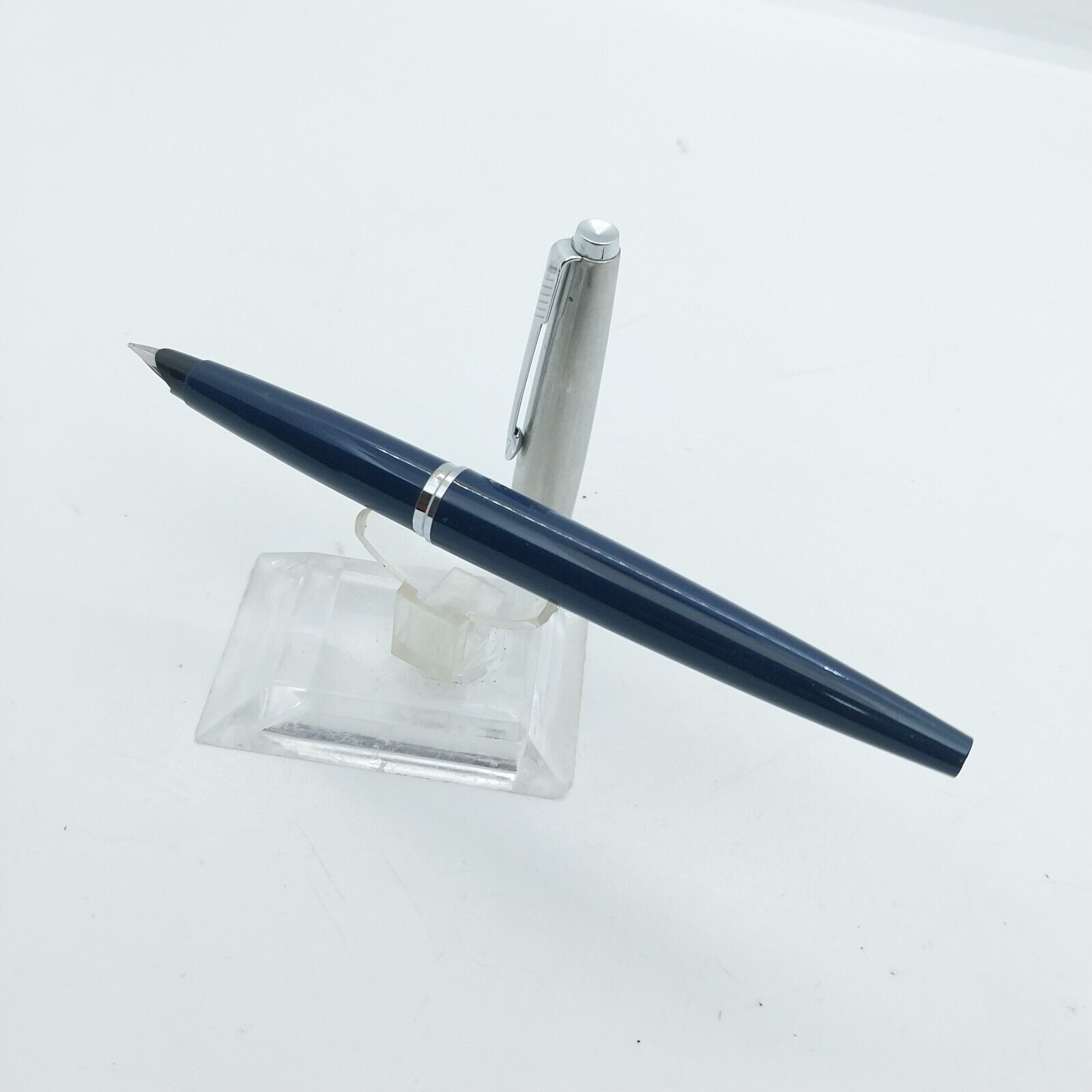 قلم حبر باركر 45 النادر من مينت، رأس متوسط، لون أزرق داكن، الولايات المتحدة الأمريكية رقم 11533