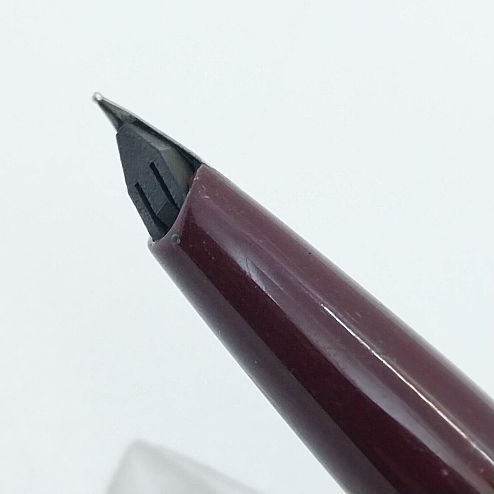 ⁦قلم حبر جاف عتيق من Sheaffer Imperial بلون عنابي، رأس F، الولايات المتحدة الأمريكية رقم 11543⁩ - الصورة ⁦7⁩