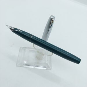 Vintage Sheaffer Imperial Green Fountain Pen ,F Nib , Australia #11541