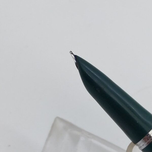 ⁦قلم حبر باركر 21 أخضر مستعمل عتيق، الولايات المتحدة الأمريكية، رقم 11568⁩ - الصورة ⁦5⁩