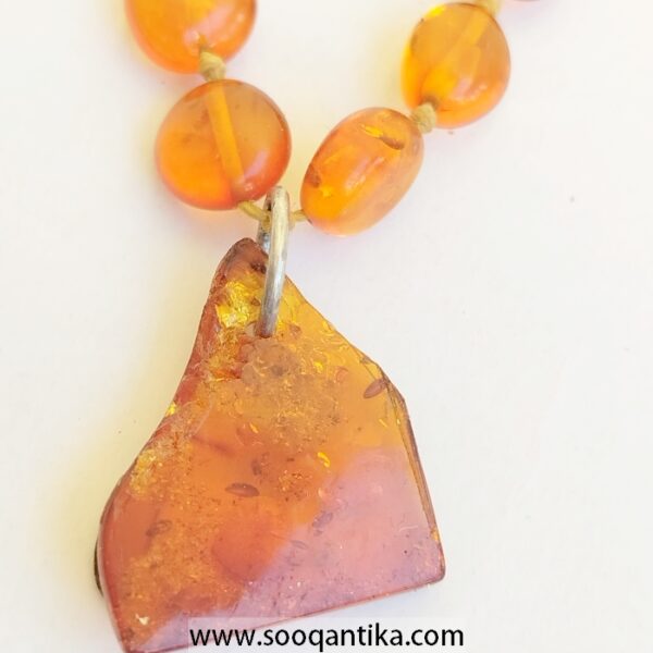 Natural Amber elegant Necklace - Image 2